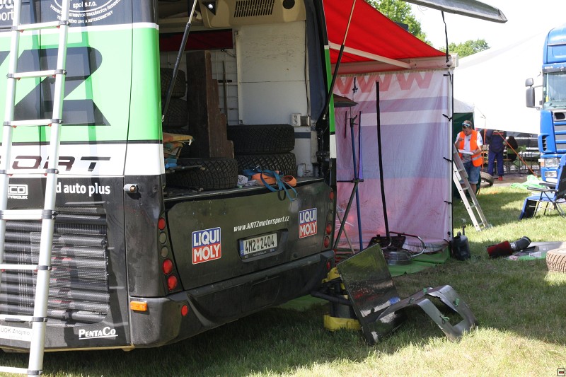 img00077.jpg