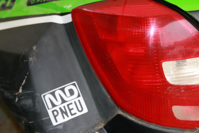 img00171.jpg