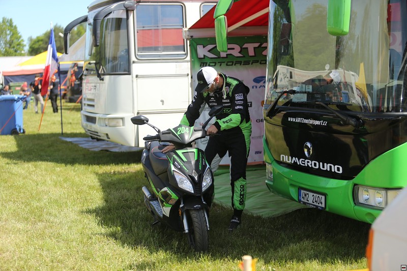 img00562.jpg