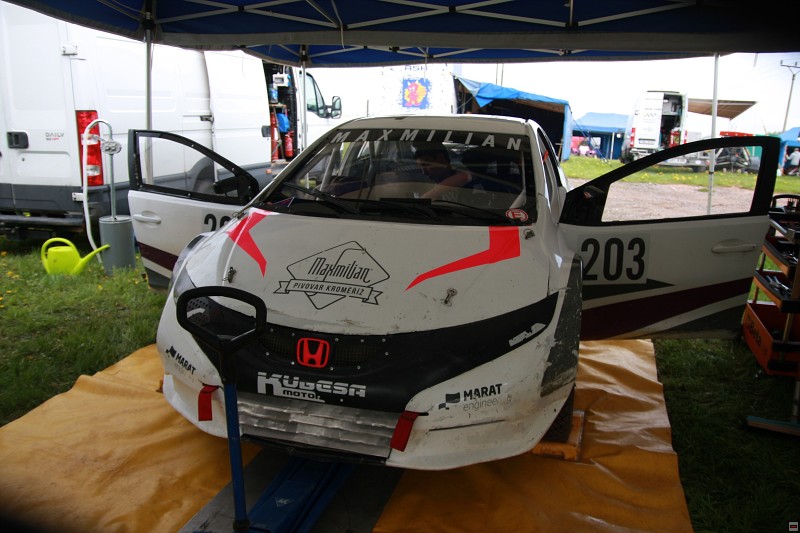 img00211.jpg