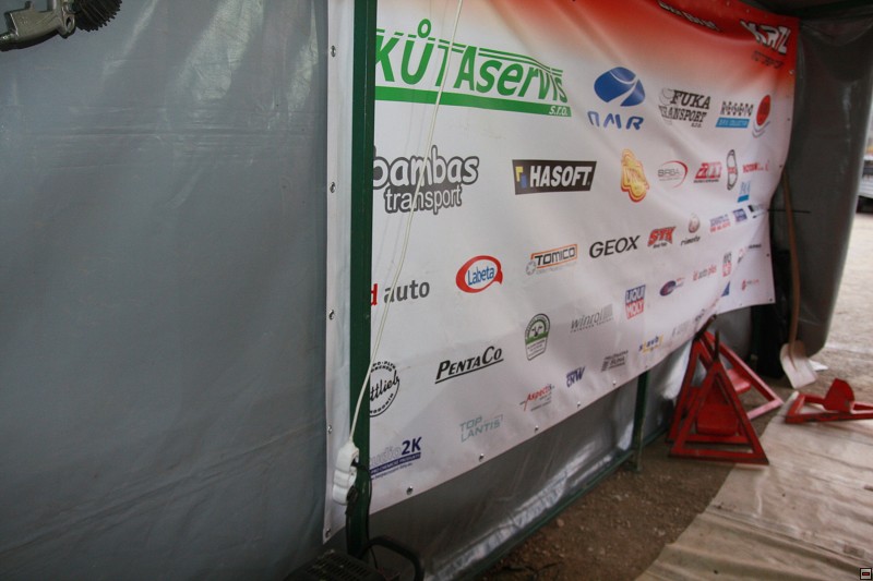 img00261.jpg