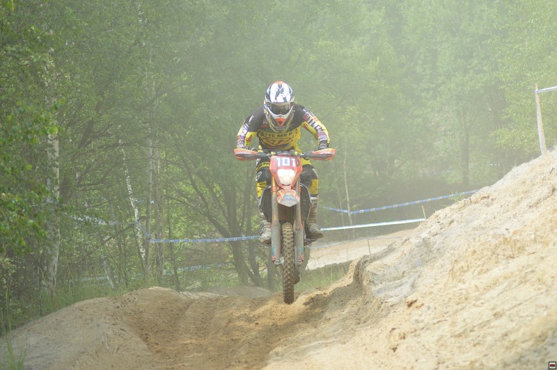 img00010.jpg