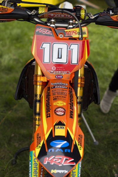 img00057.jpg