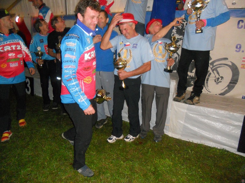 img00009.jpg