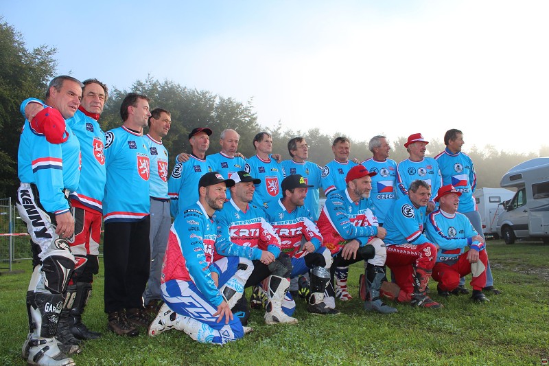 img00090.jpg