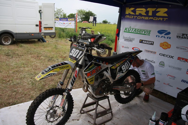 img00054.jpg