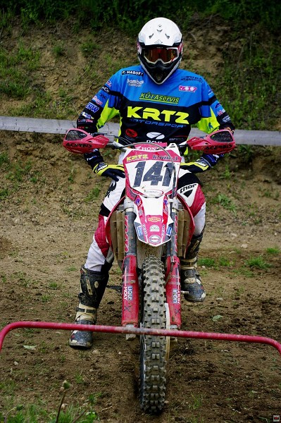 img00070.jpg