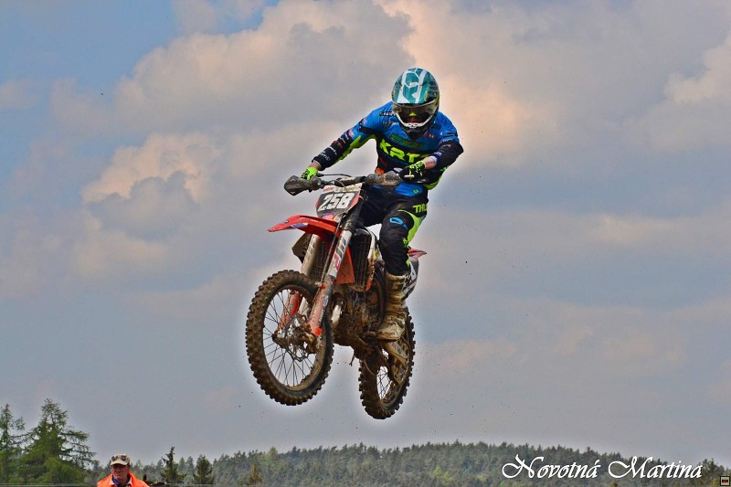 img00111.jpg