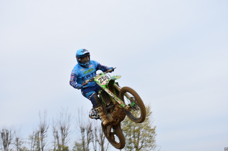 img00119.jpg