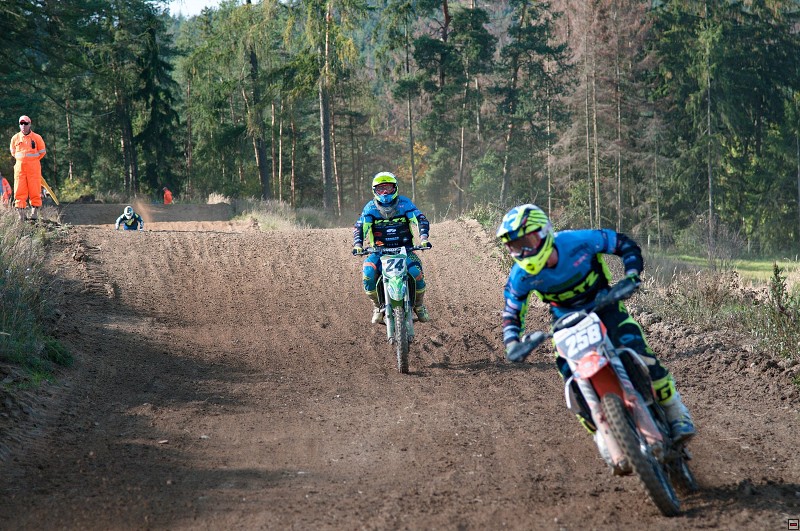 img00160.jpg