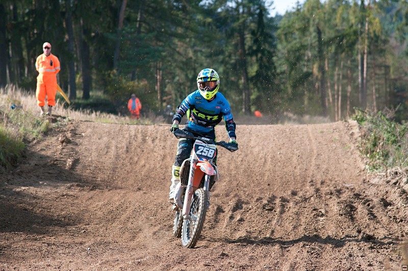 img00161.jpg