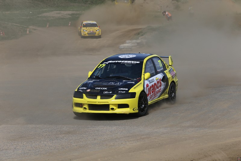 img00077.jpg