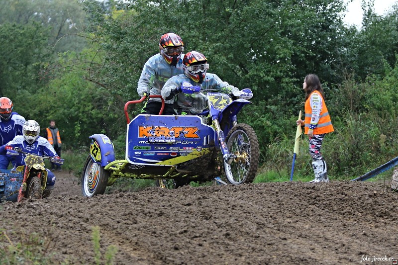 img00004.jpg