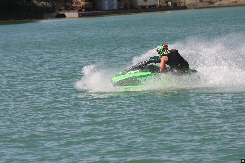 img00019.jpg