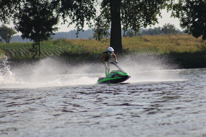 img00097.jpg