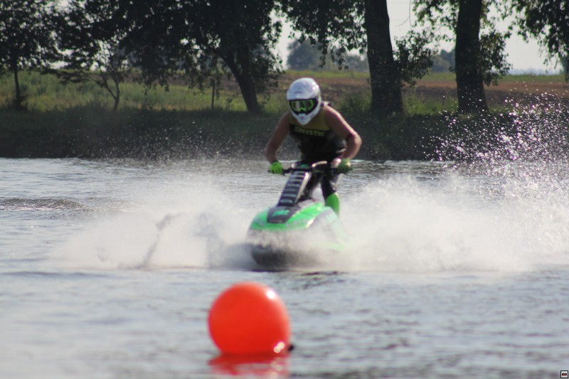 img00101.jpg