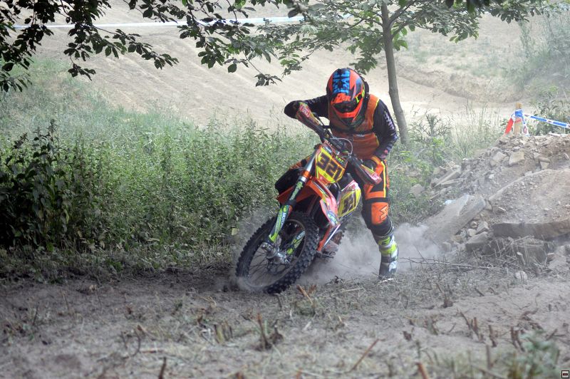 img00084.jpg