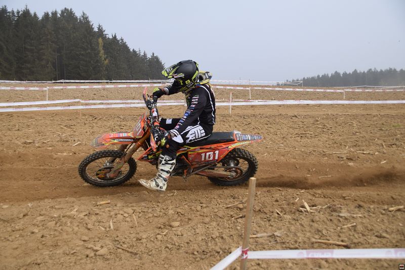 img00415.jpg