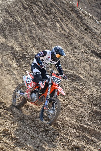 img00027.jpg