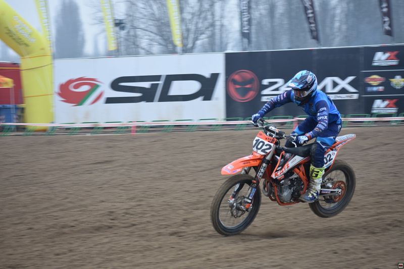 img00032.jpg