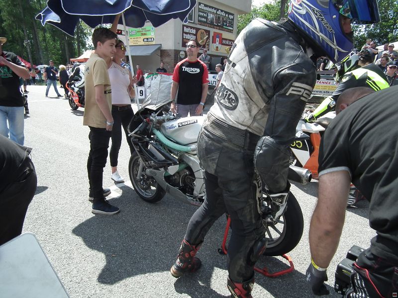 img00069.jpg