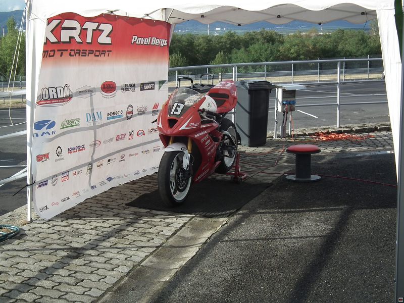 img00077.jpg
