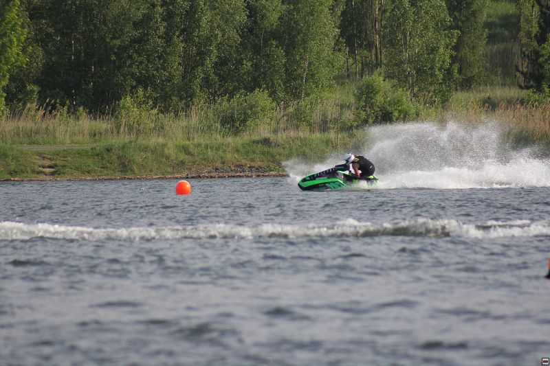 img00006.jpg