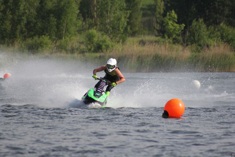 img00008.jpg