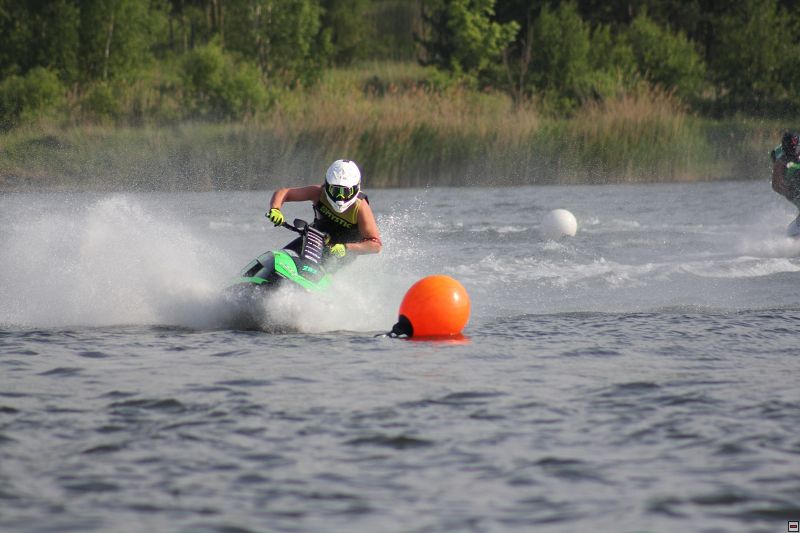 img00019.jpg