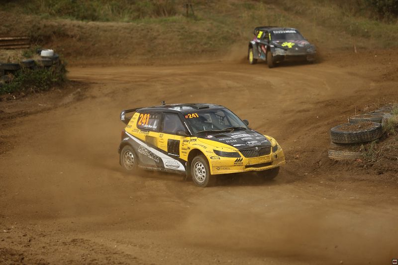 img_autocross_0226.jpg