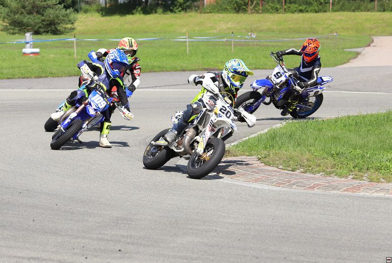 img_supermoto_0021.jpg