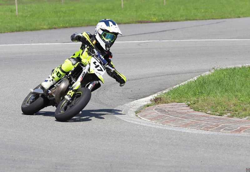 img_supermoto_0031.jpg