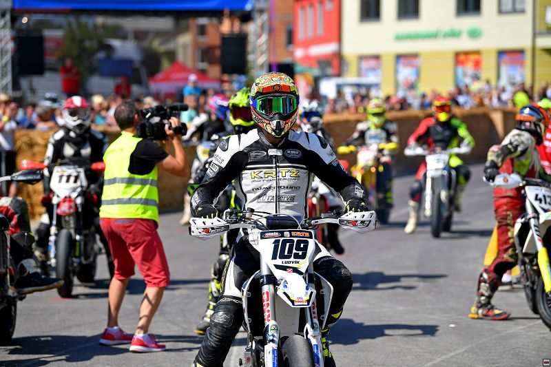 img_supermoto_0102.jpg