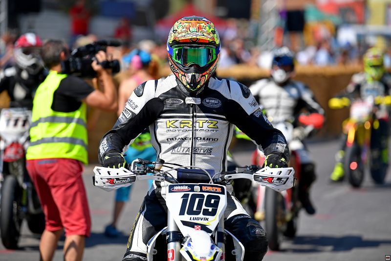 img_supermoto_0103.jpg