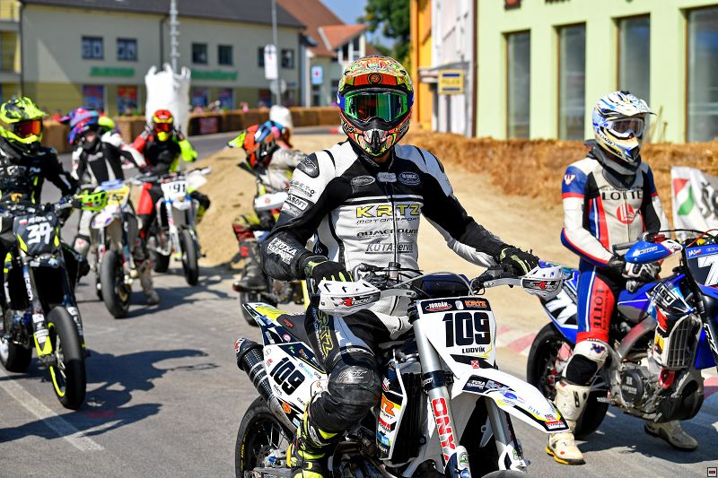 img_supermoto_0107.jpg