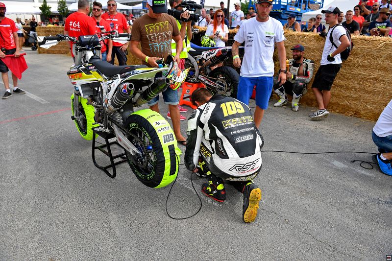 img_supermoto_0125.jpg