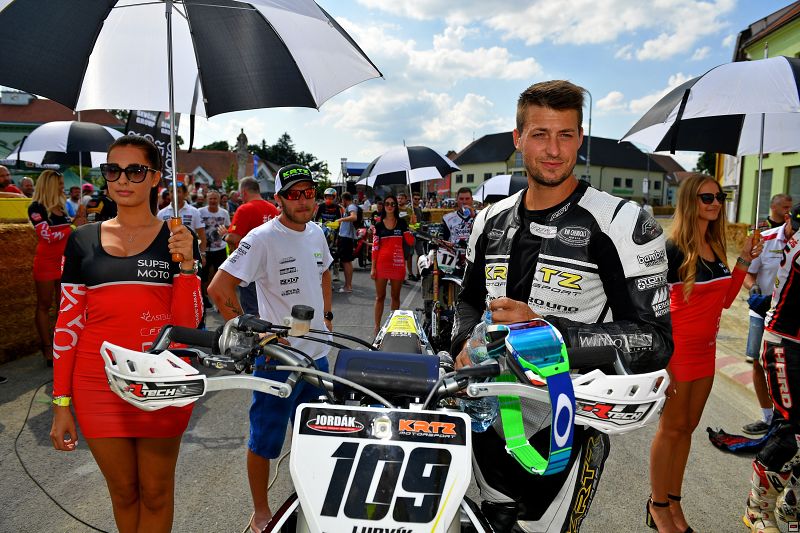 img_supermoto_0128.jpg