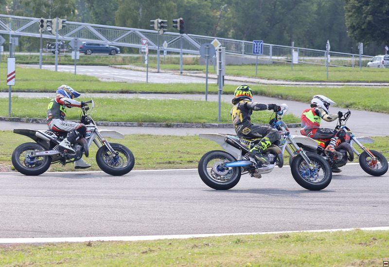 img_supermoto_0023.jpg