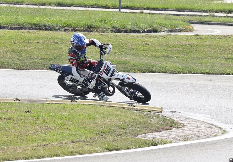 img_supermoto_0027.jpg