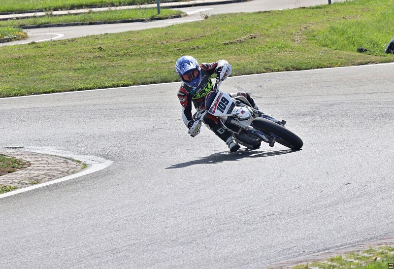 img_supermoto_0028.jpg