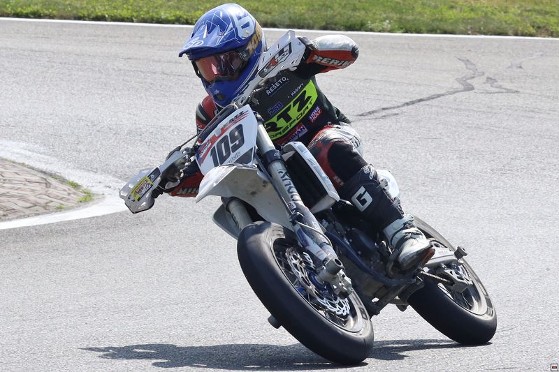img_supermoto_0031.jpg