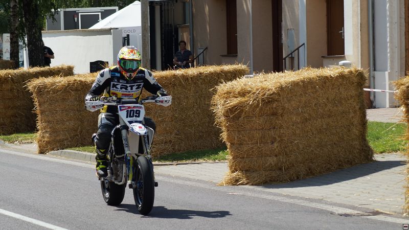 img_supermoto_0077.jpg