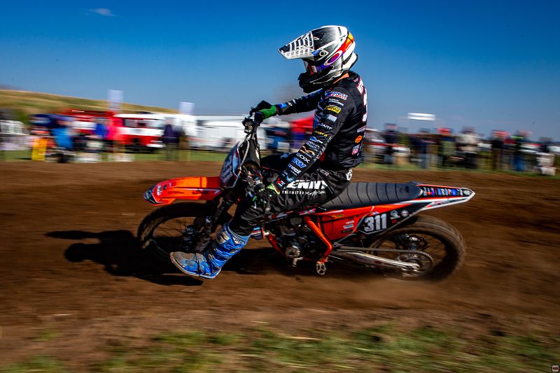 img_motocross_1035.jpg