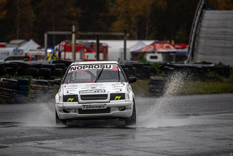 img_rallycross_0170.jpg