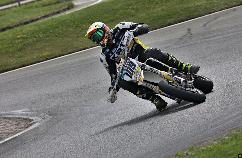 img_supermoto_0098.jpg