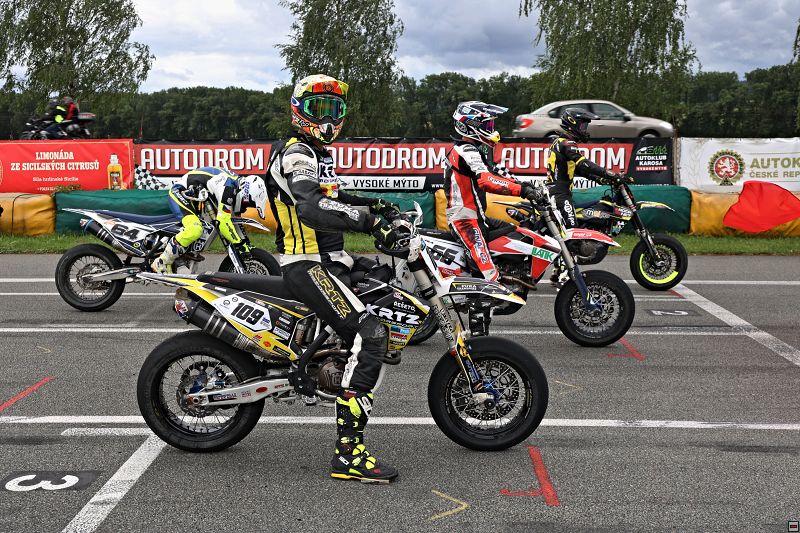 img_supermoto_0101.jpg