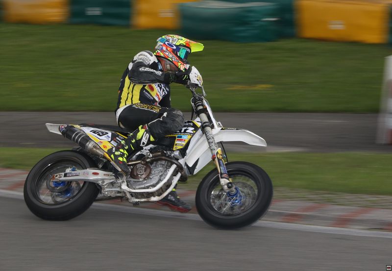 img_supermoto_0106.jpg
