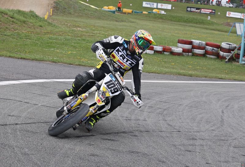img_supermoto_0107.jpg