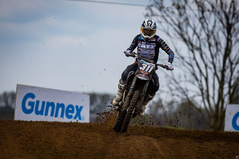 img_motocross_1076.jpg