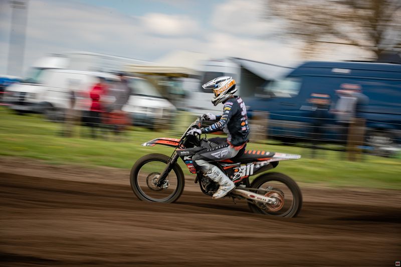 img_motocross_1080.jpg